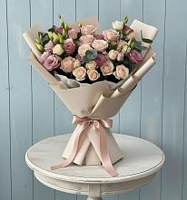 Букет цветов из:  Розы и Лизиантусы #REPLACE_PRED# Талинке