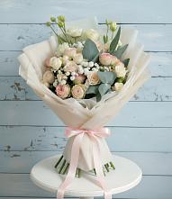 Букет цветов из:  Розы и Лизиантусы #REPLACE_PRED# Талинке