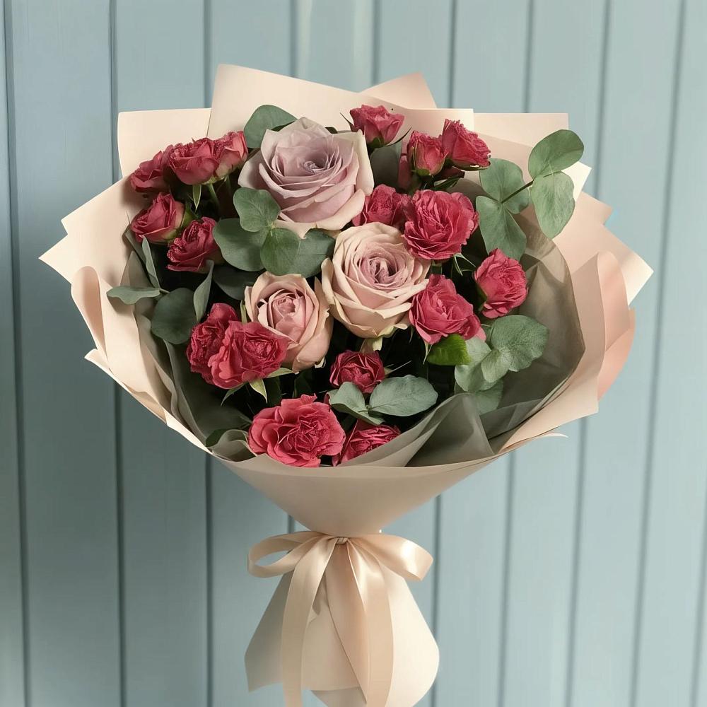 Букет цветов из: Гвоздики и Розы в Талинке
