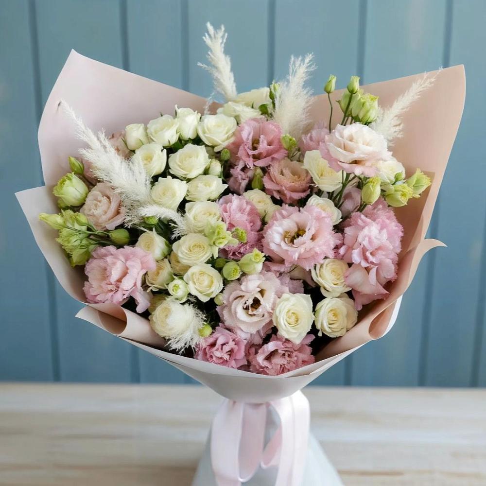 Букет цветов из: Альстромерии и Розы в Талинке