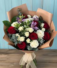 Букет цветов из:  Розы и Альстромерии в Талинке