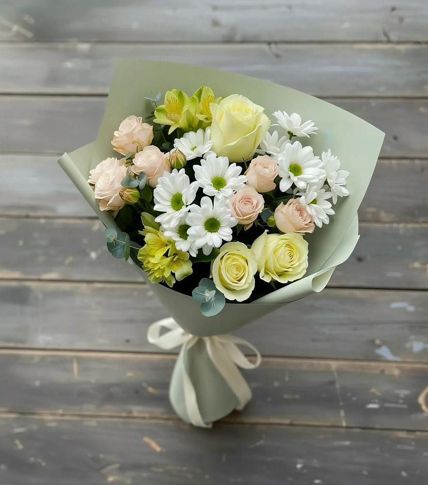 Букет цветов из: Альстромерии, Розы и Хризантемы в Талинке
