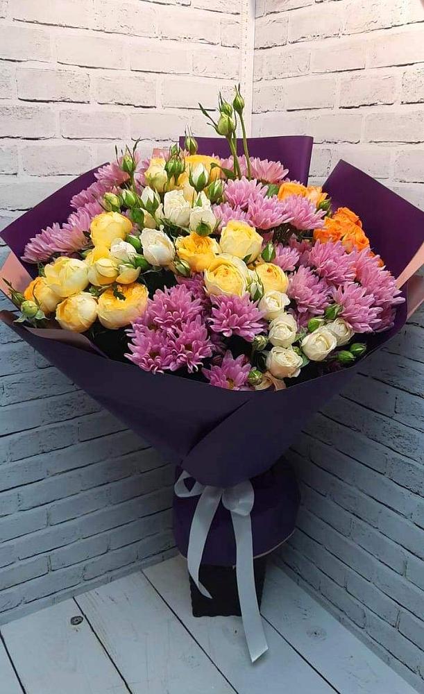 Букет цветов из: Хризантемы и Розы в Талинке