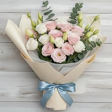 Букет цветов из:  Лизиантусы в Талинке