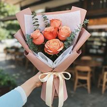 Букет цветов из:  Розы в Талинке