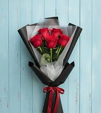 Букет цветов из:  Розы в Талинке