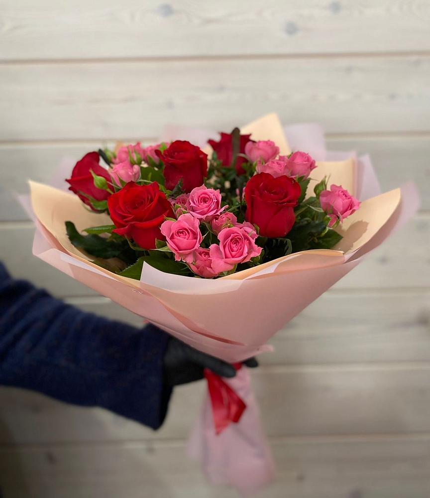 Букет цветов из: Розы в Талинке